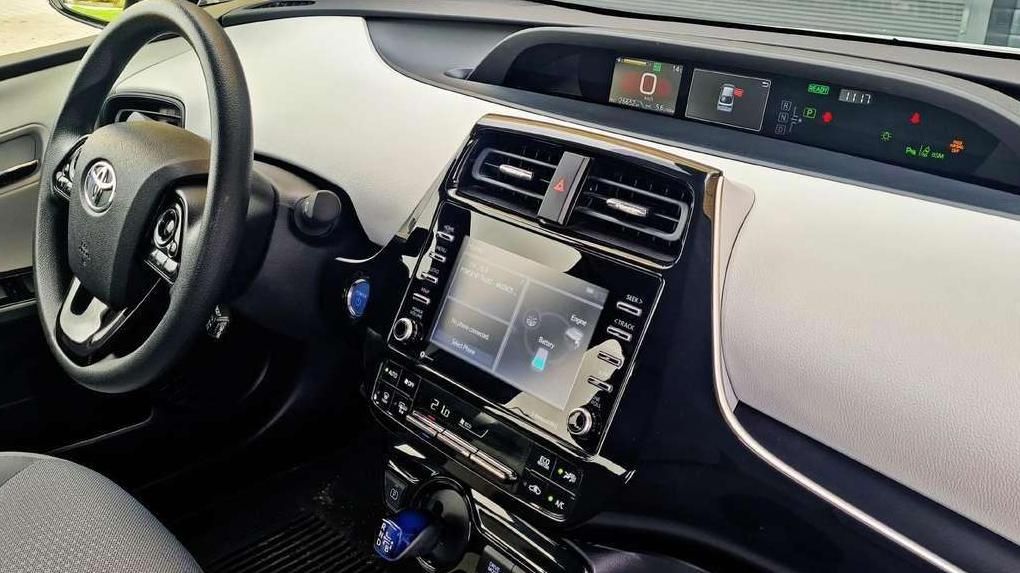 Toyota Prius | 25