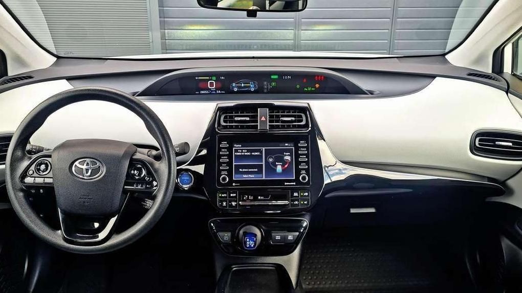 Toyota Prius | 19