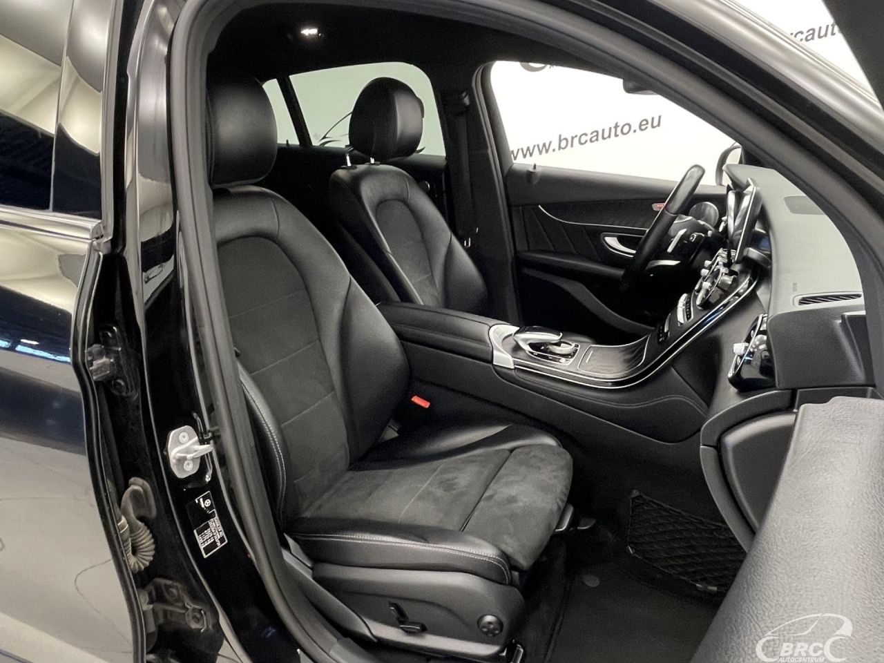 Mercedes-Benz GLC350 | 6