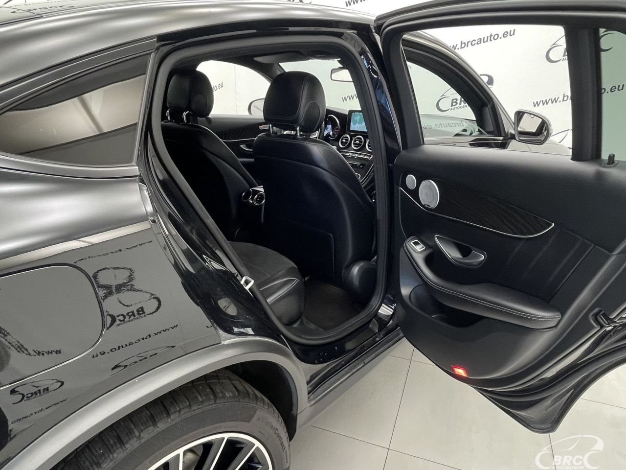 Mercedes-Benz GLC350 | 13