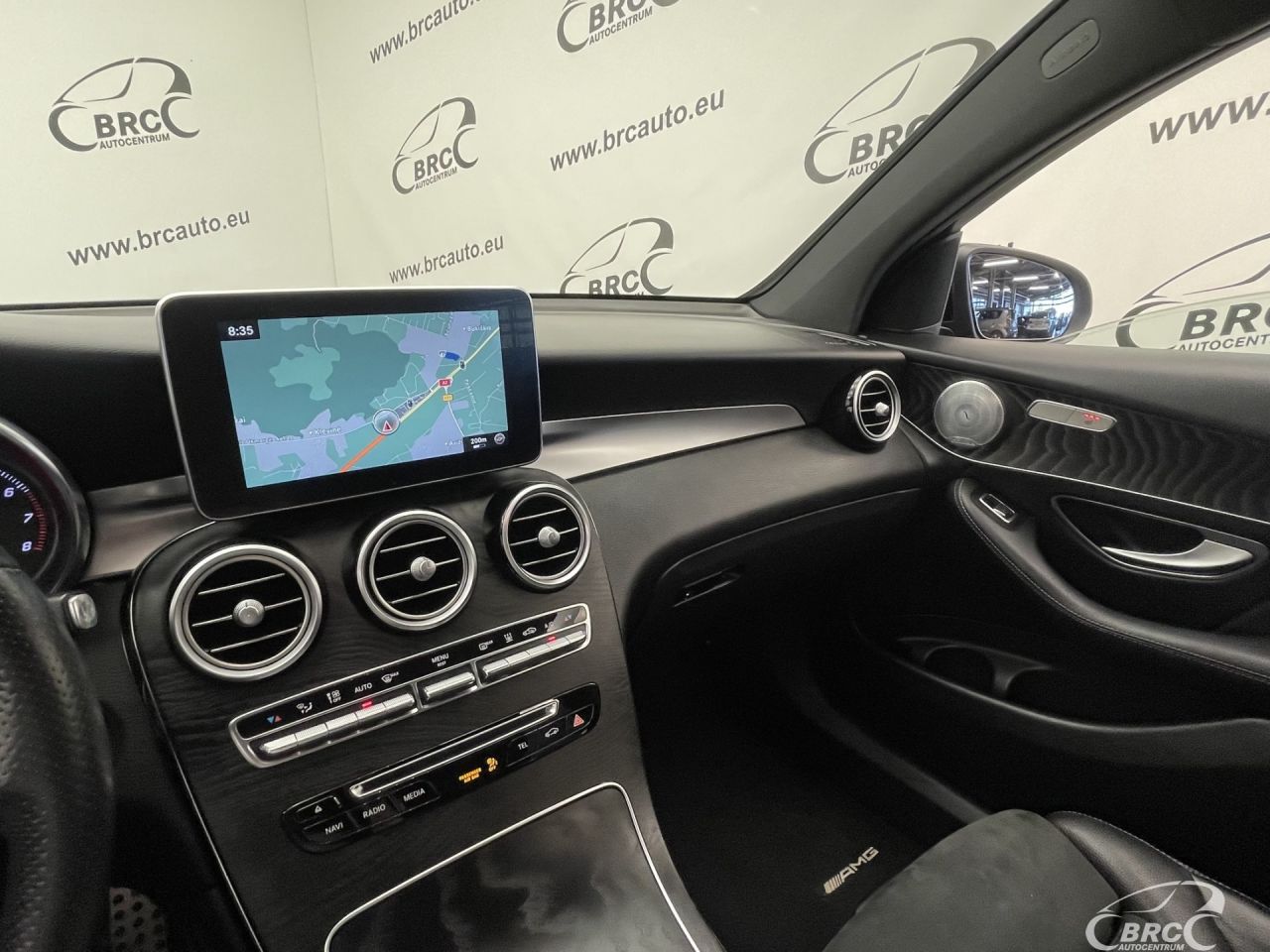 Mercedes-Benz GLC350 | 27
