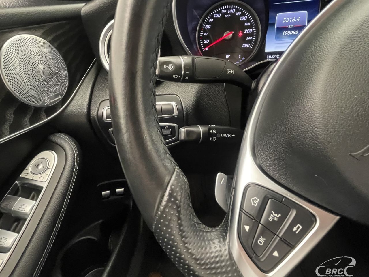 Mercedes-Benz GLC350 | 30