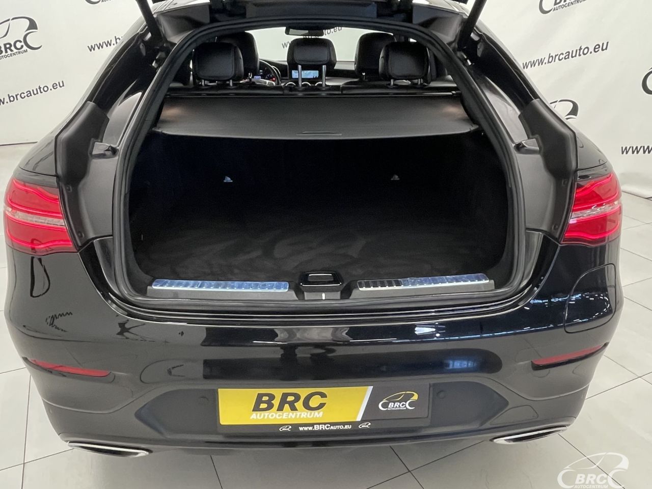Mercedes-Benz GLC350 | 45