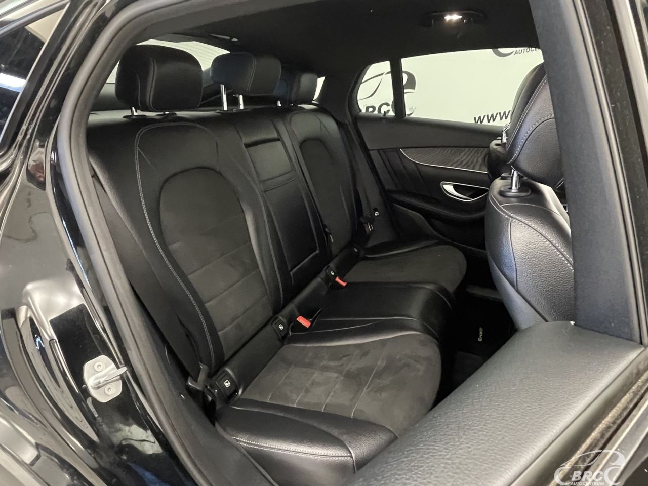 Mercedes-Benz GLC350 | 12