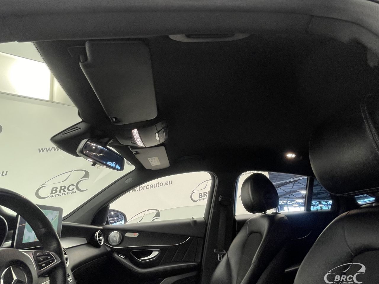 Mercedes-Benz GLC350 | 25