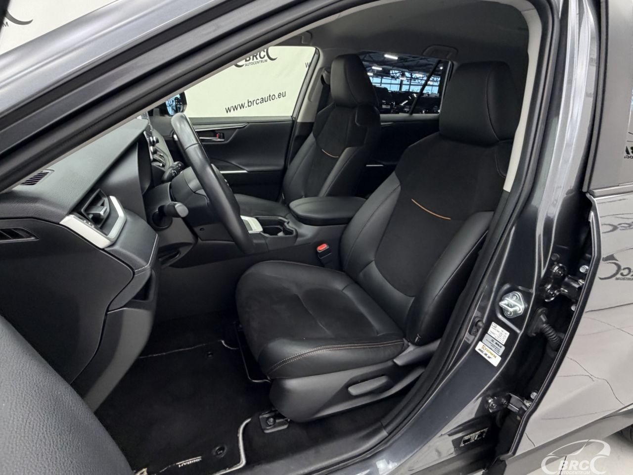 Toyota RAV4 | 20