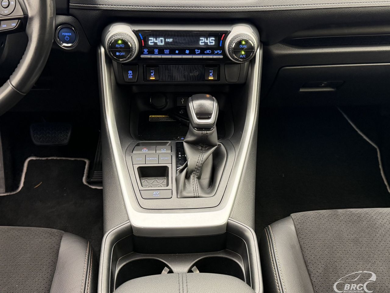 Toyota RAV4 | 15