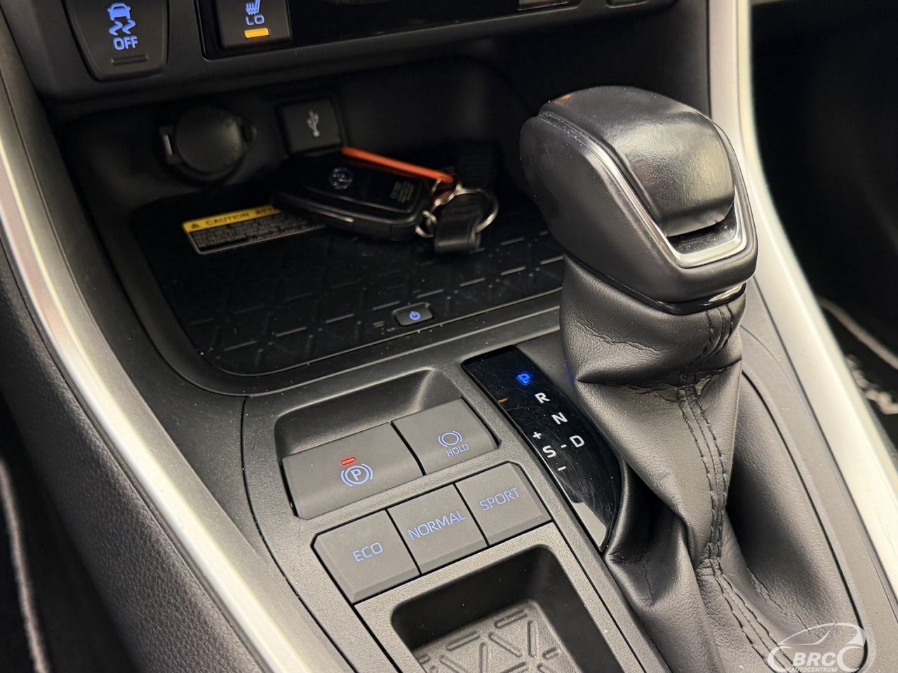 Toyota RAV4 | 40