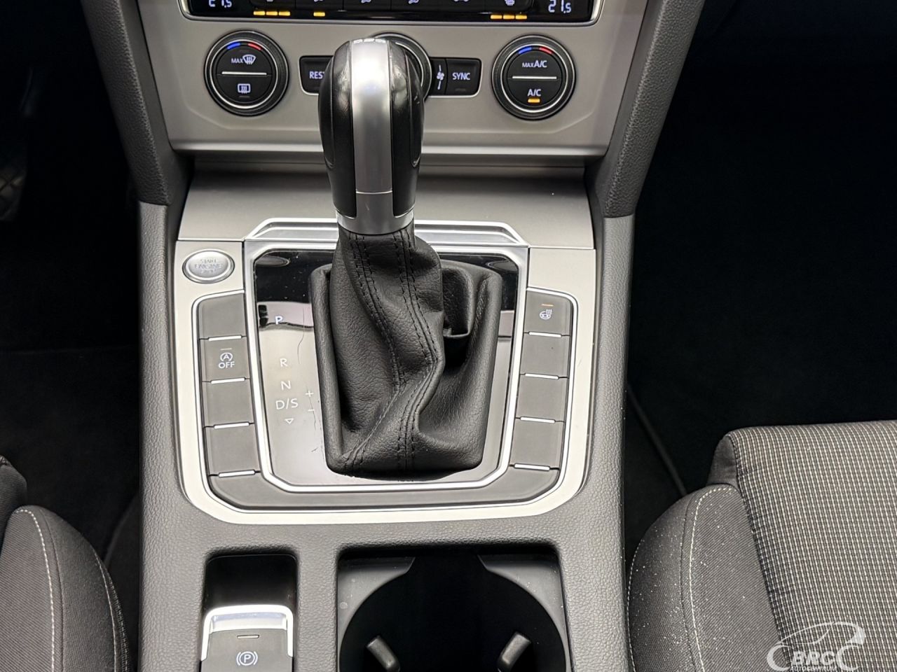Volkswagen Passat | 17