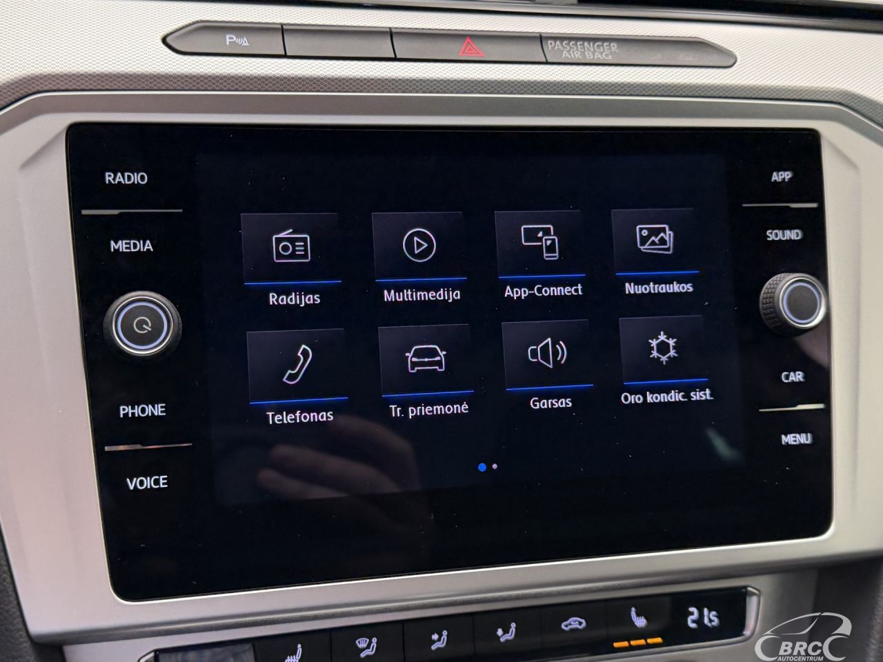 Volkswagen Passat | 36