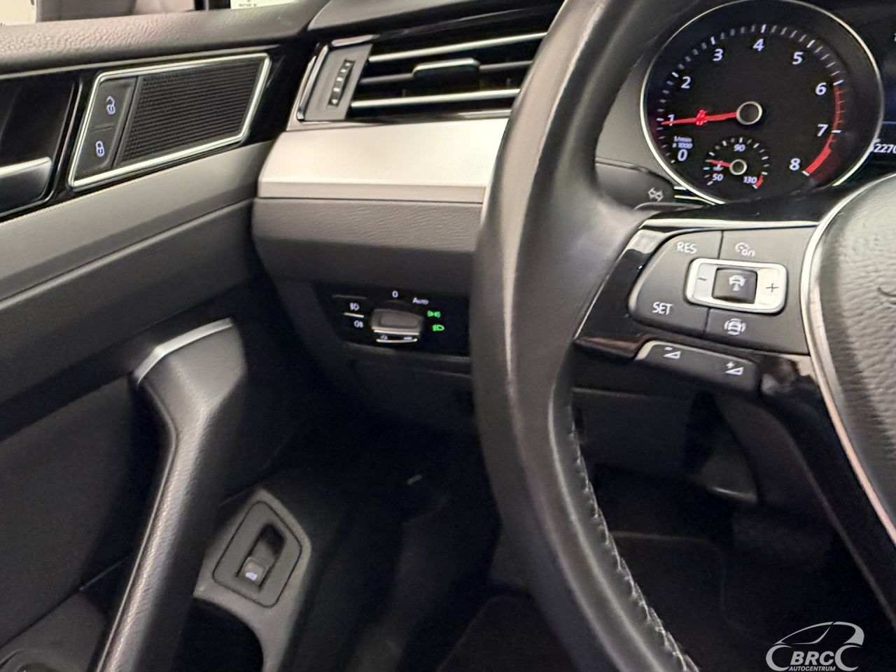 Volkswagen Passat | 29