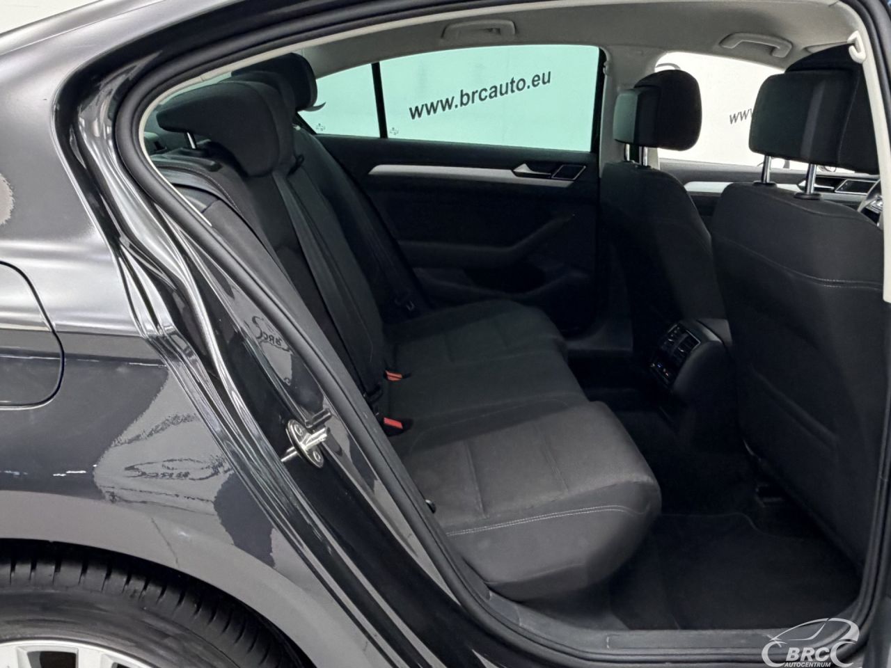 Volkswagen Passat | 8