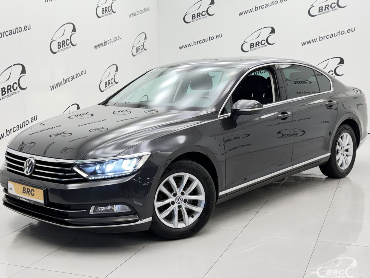 Volkswagen Passat | 0