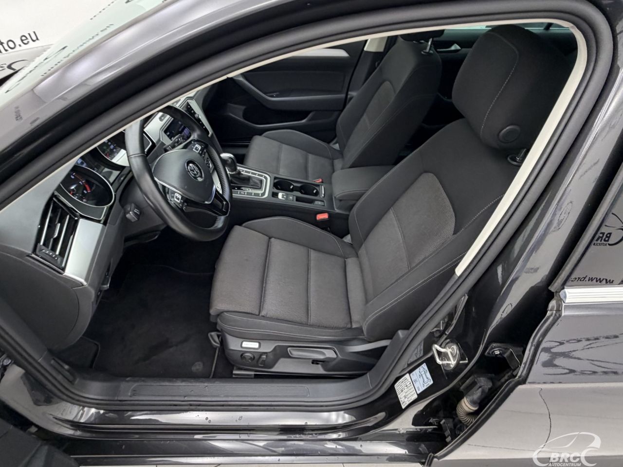 Volkswagen Passat | 21