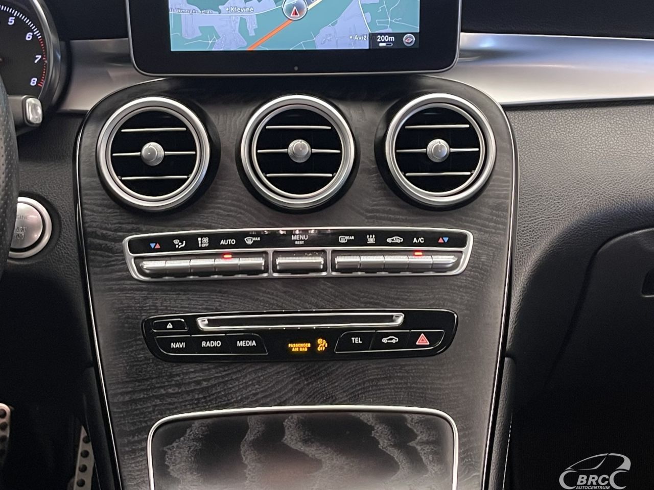 Mercedes-Benz GLC350 | 16