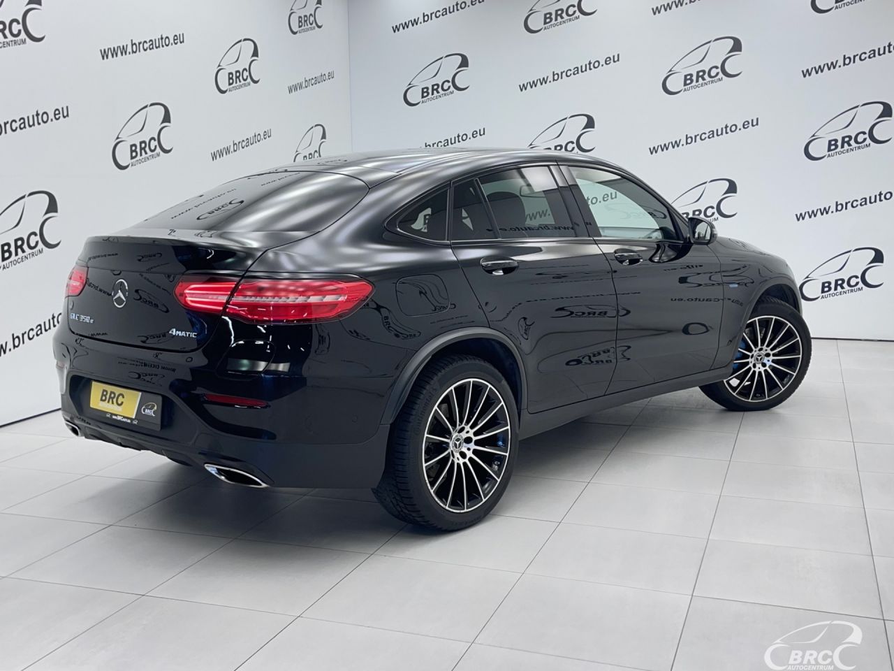 Mercedes-Benz GLC350 | 1