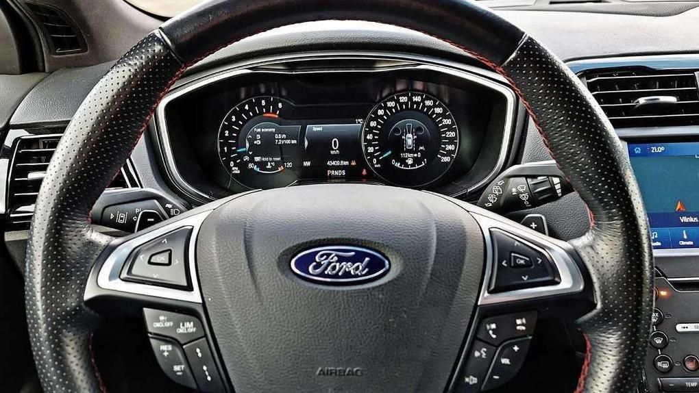 Ford Mondeo | 23