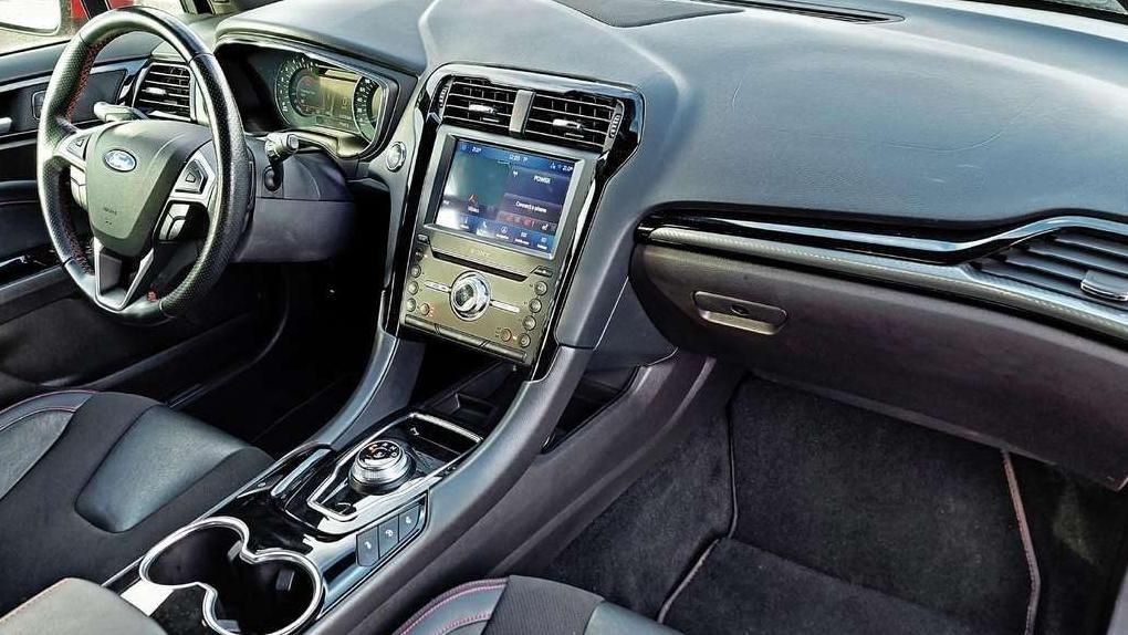 Ford Mondeo | 18