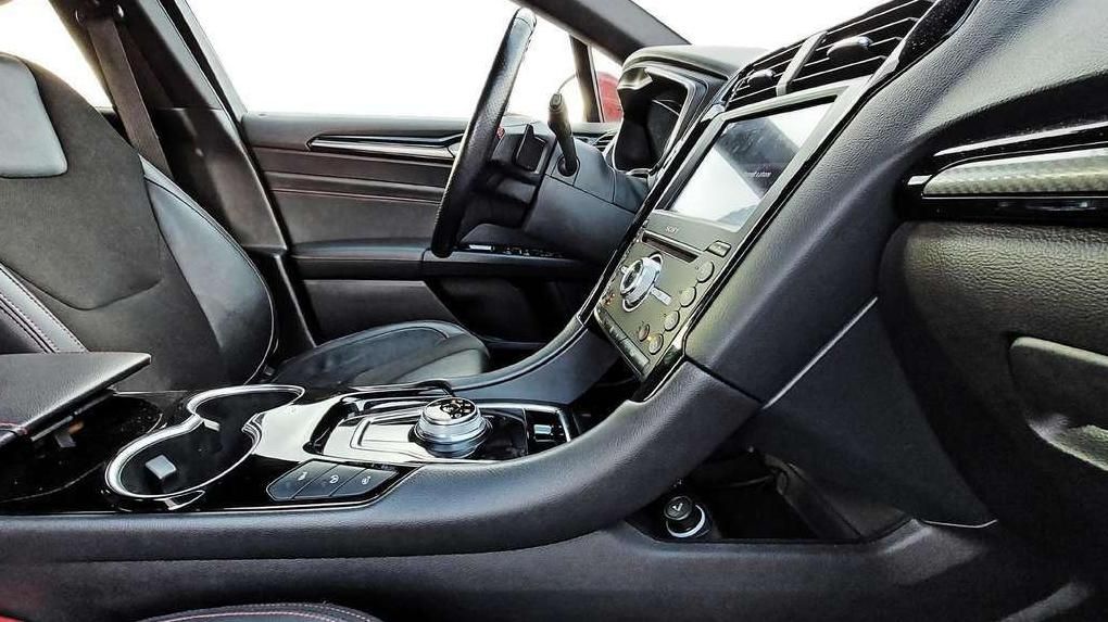 Ford Mondeo | 21