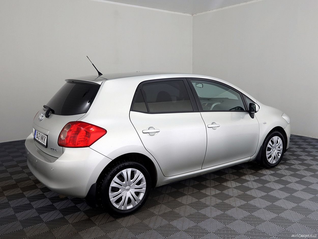 Toyota Auris | 2