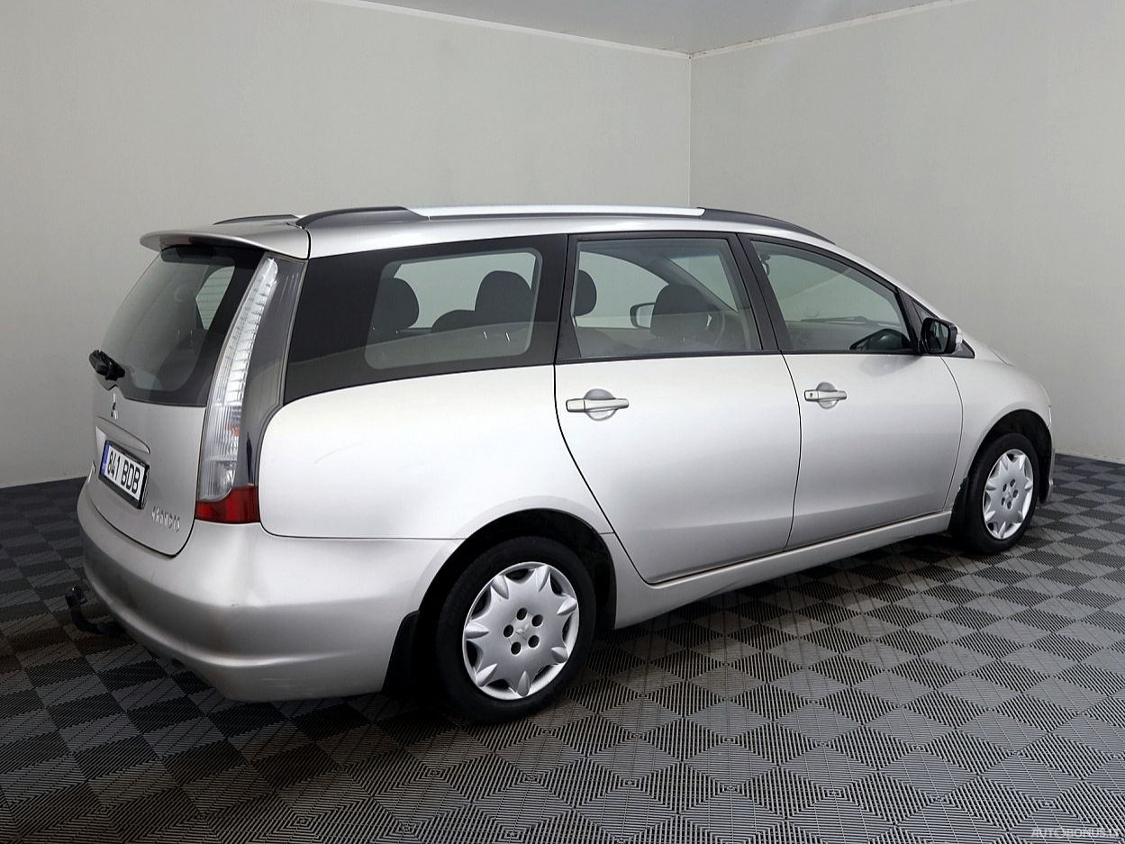Mitsubishi Grandis | 2
