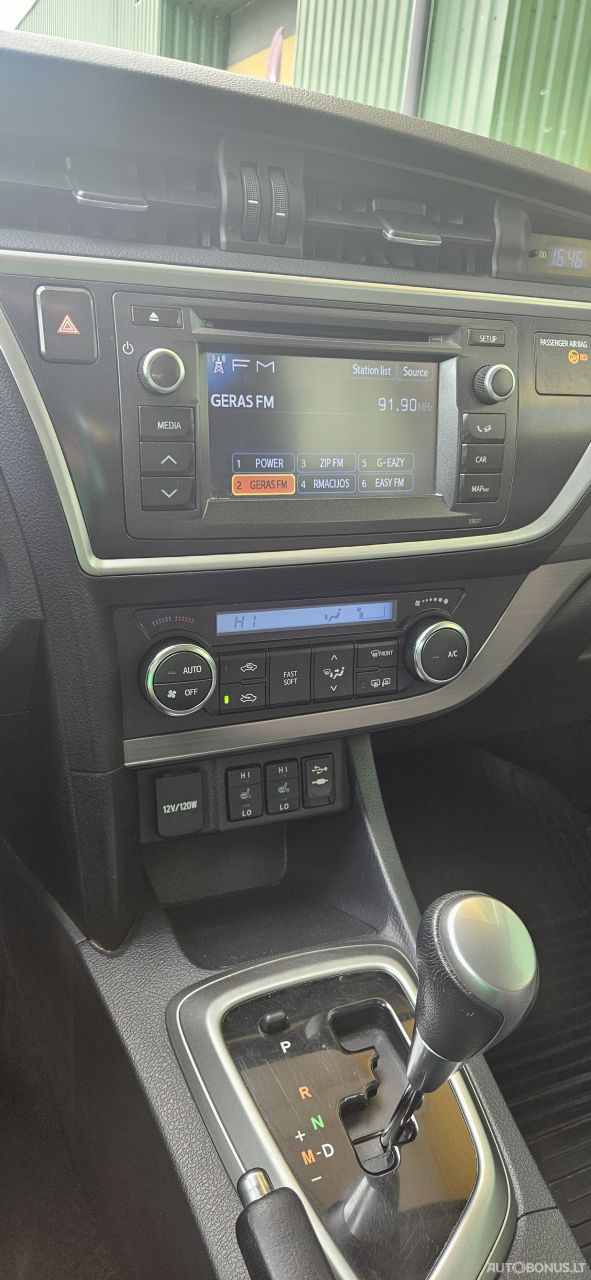 Toyota Auris | 11