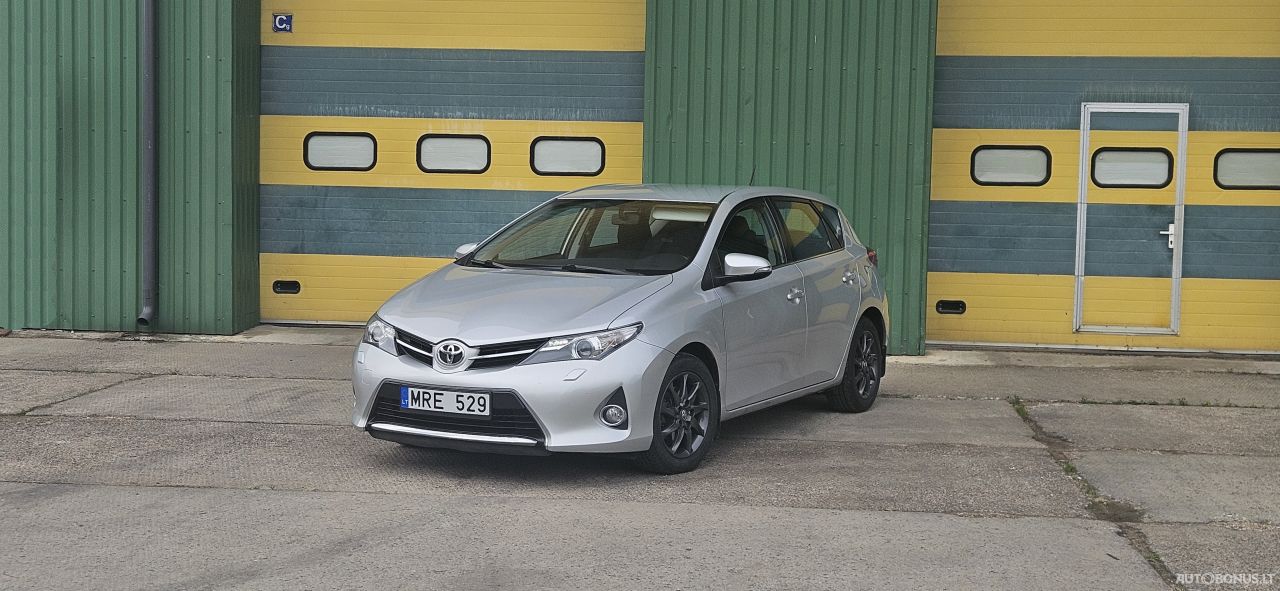 Toyota Auris | 1