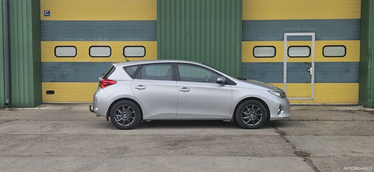 Toyota Auris | 4