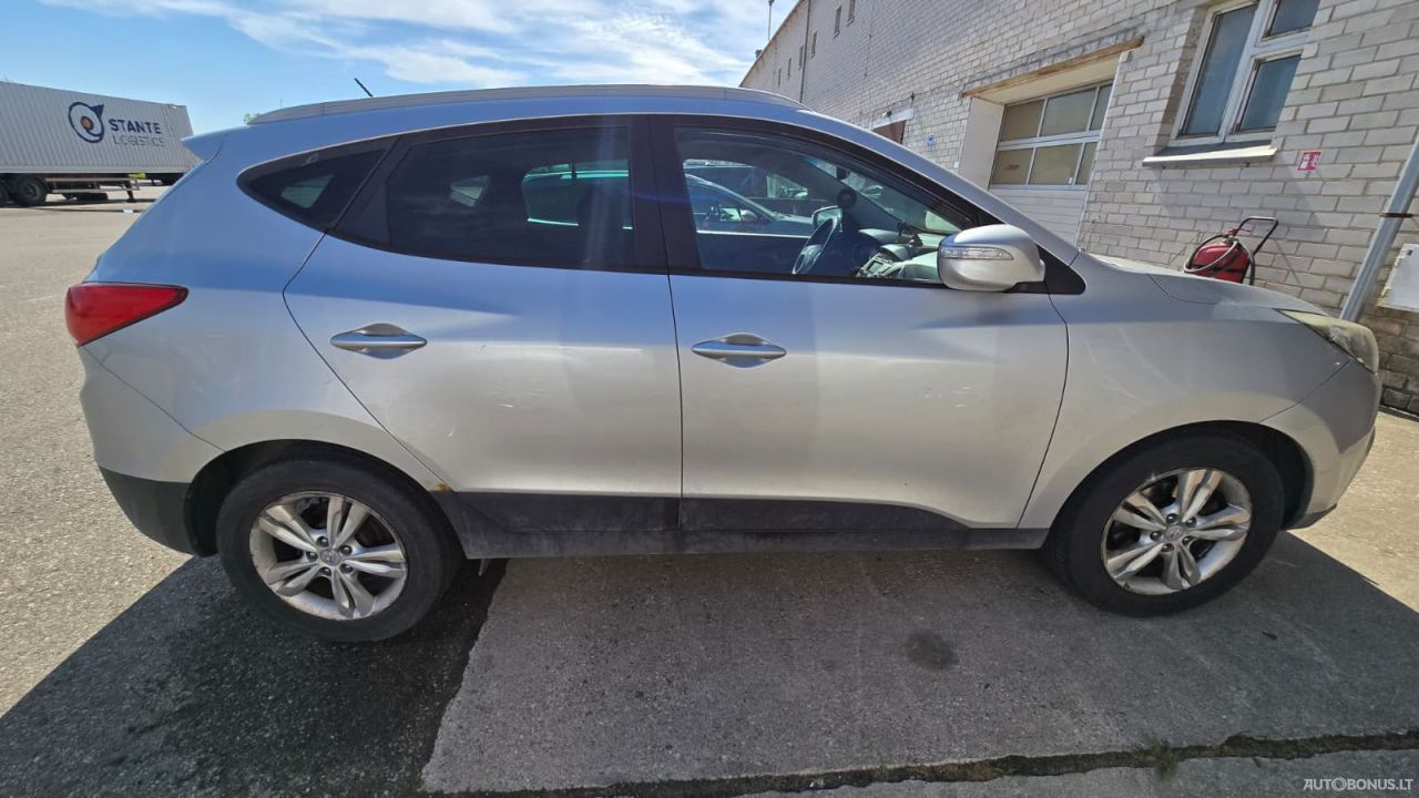 Hyundai ix35 | 9