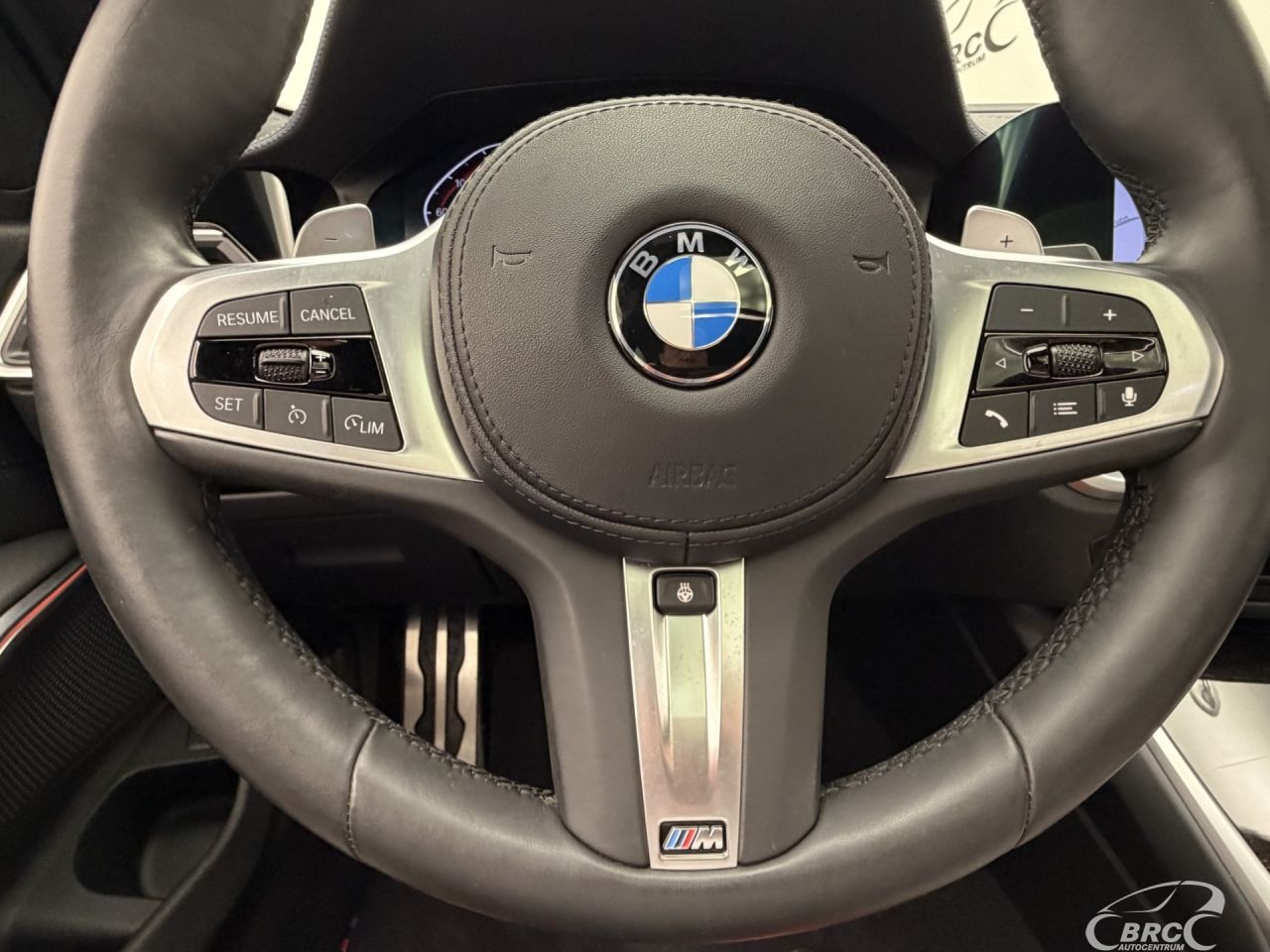 BMW 330 | 34