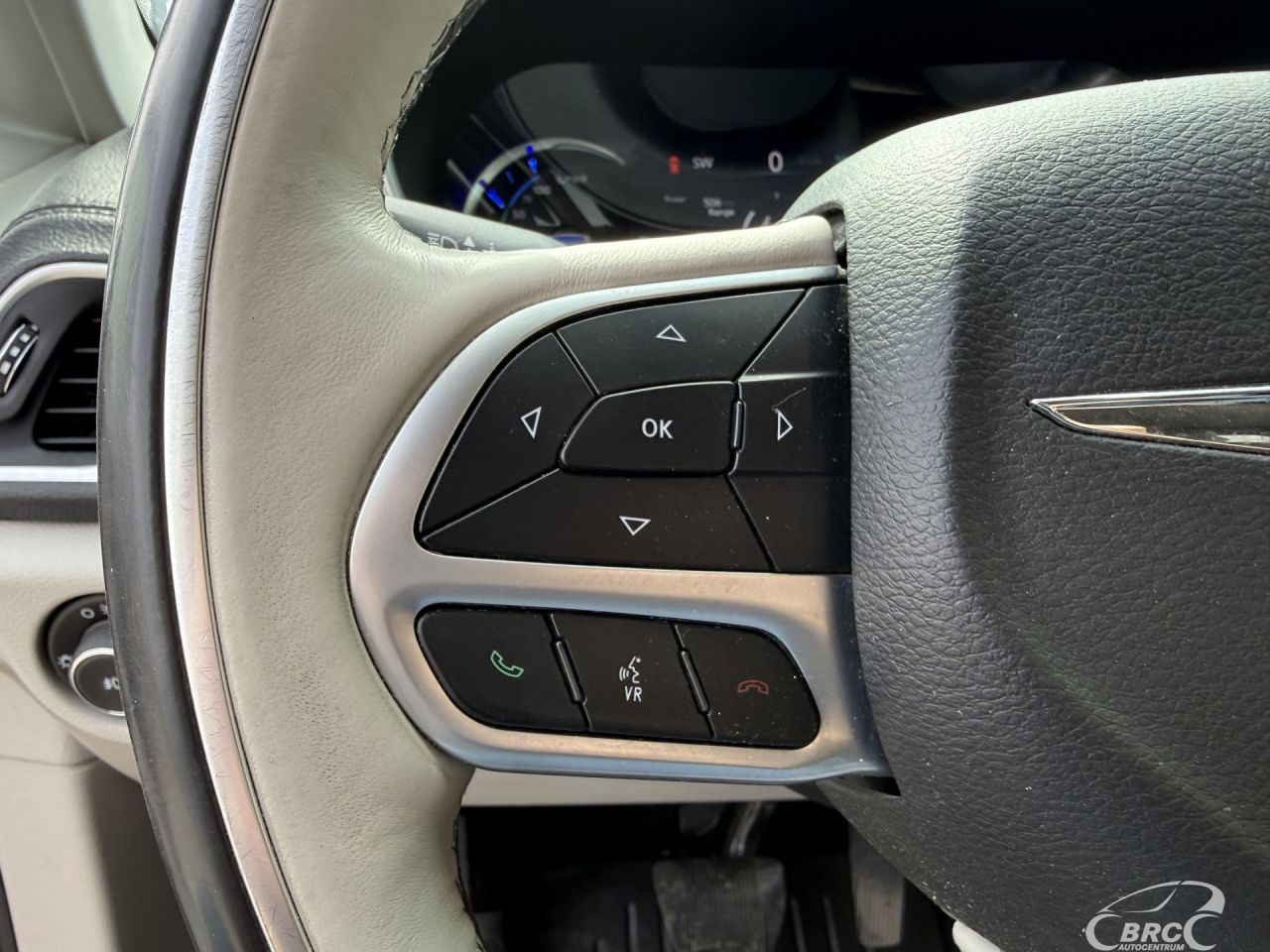 Chrysler Pacifica | 20