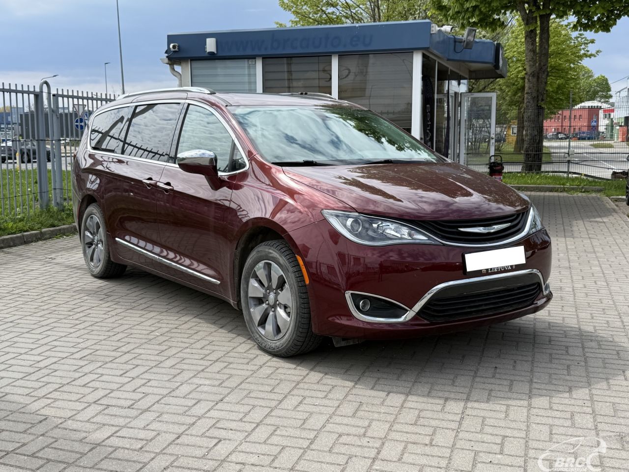 Chrysler Pacifica | 34