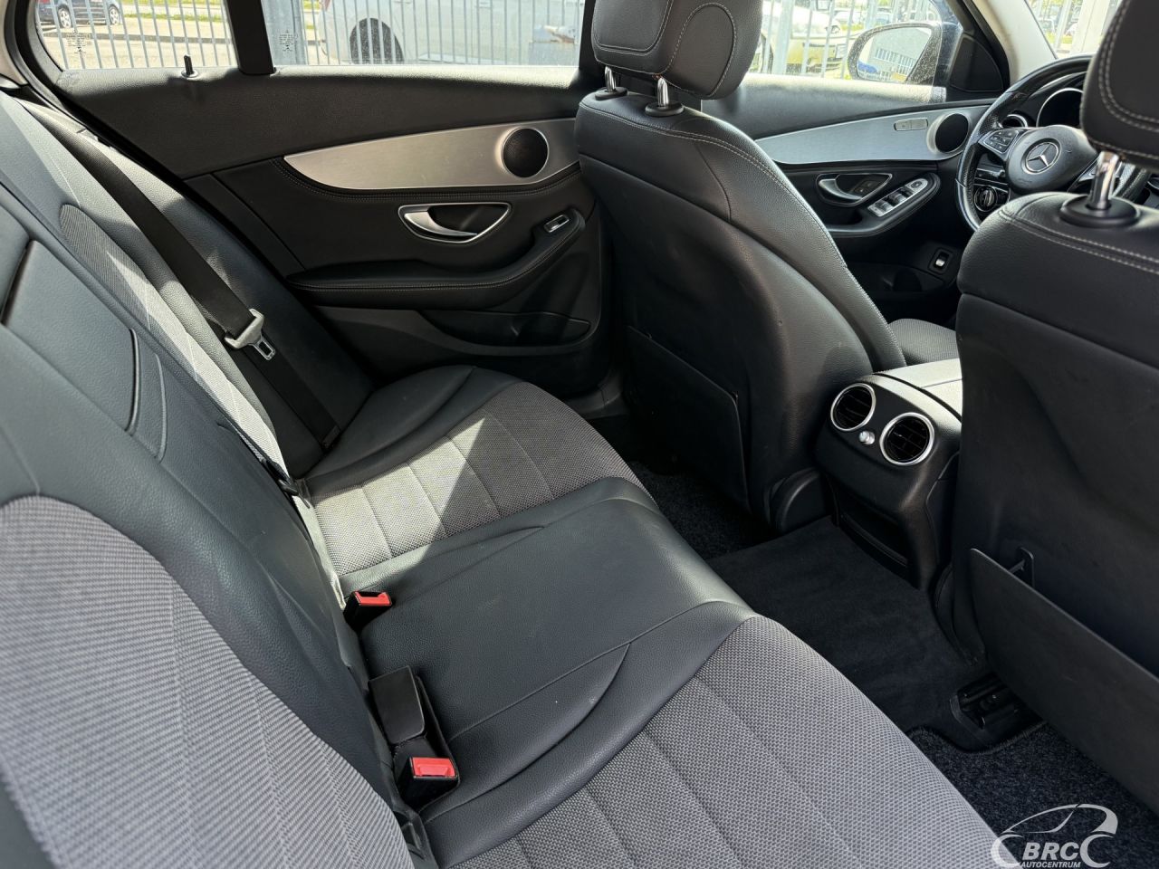 Mercedes-Benz C220 | 7