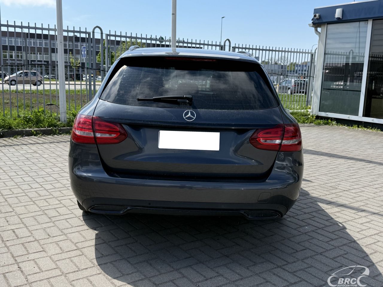 Mercedes-Benz C220 | 35