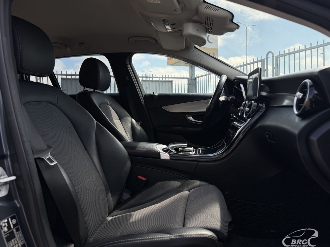 Mercedes-Benz C220 | 5