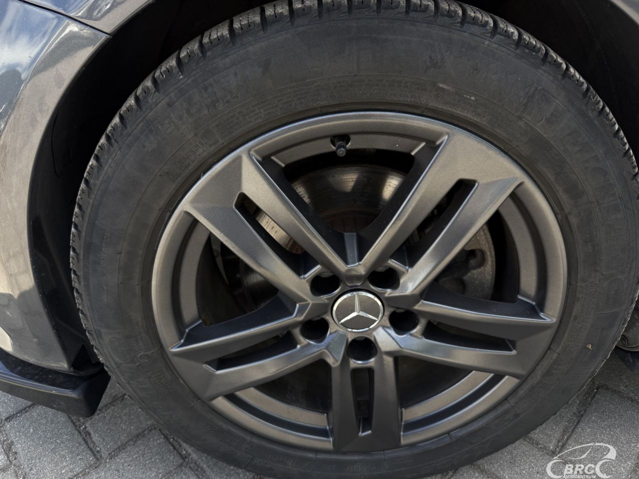 Mercedes-Benz C220 | 36