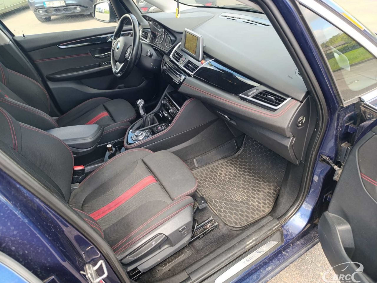 BMW 218 | 9
