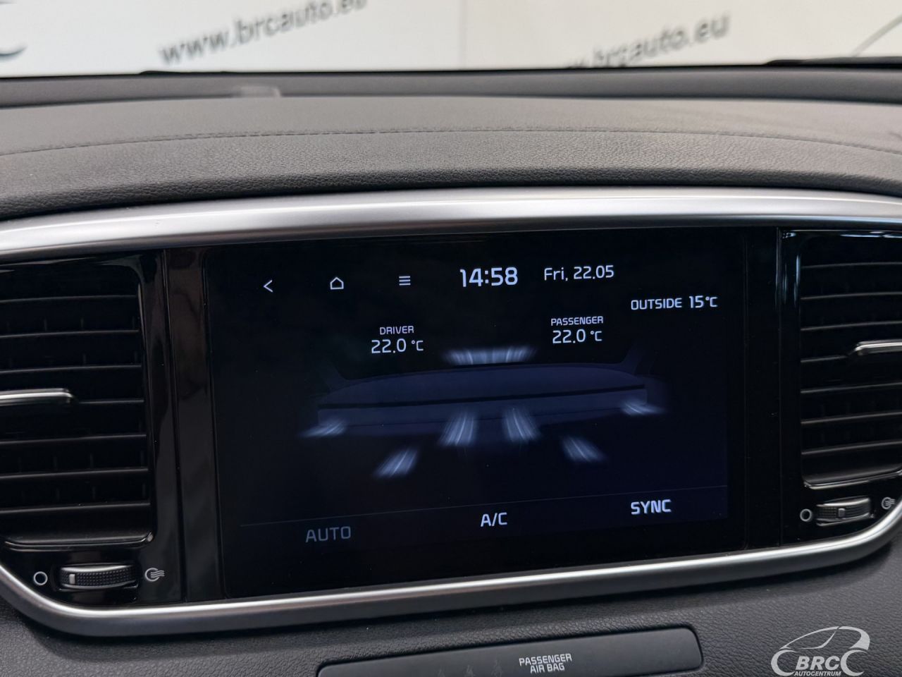 Kia Sportage | 32