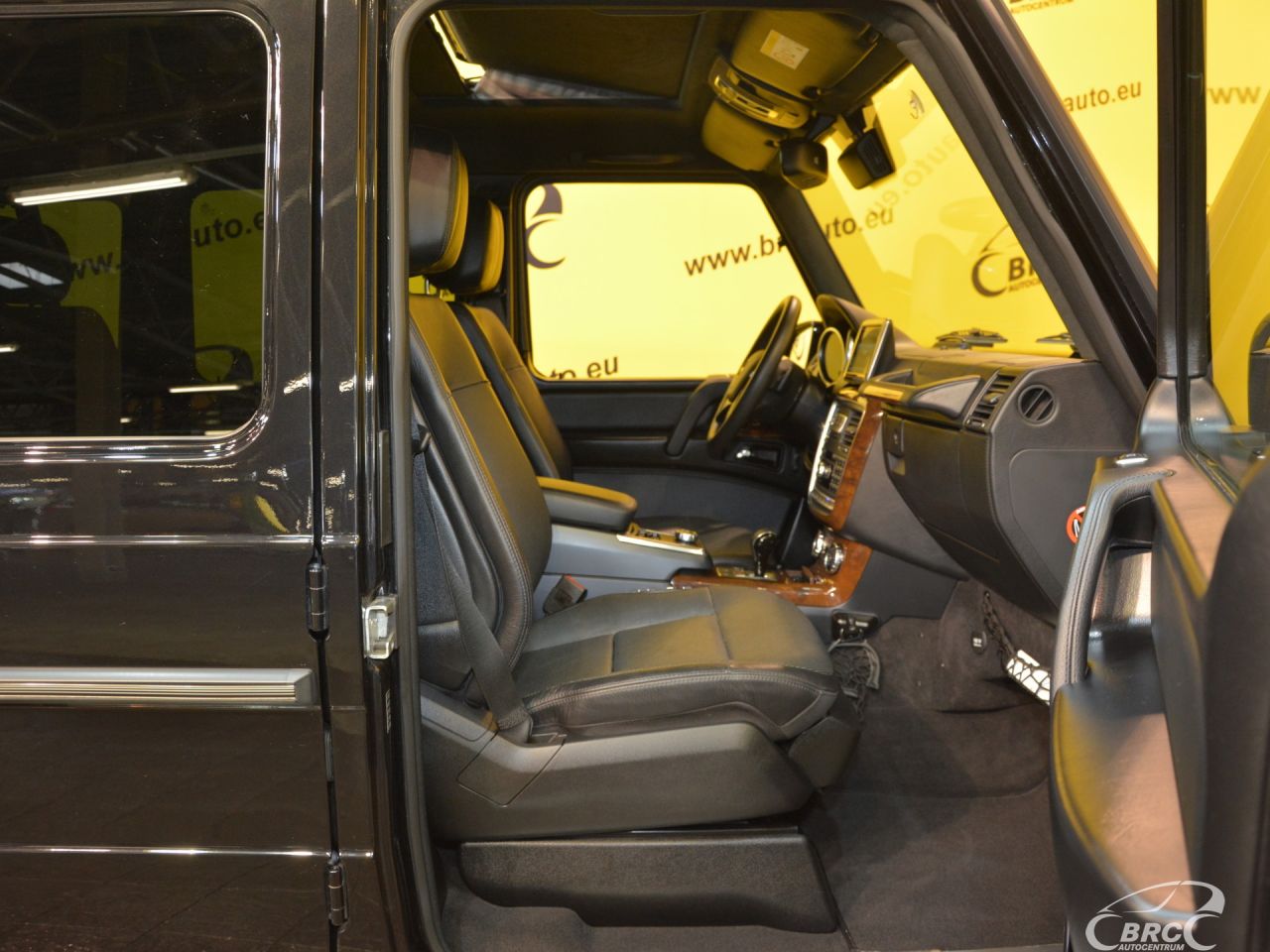 Mercedes-Benz G500 | 17