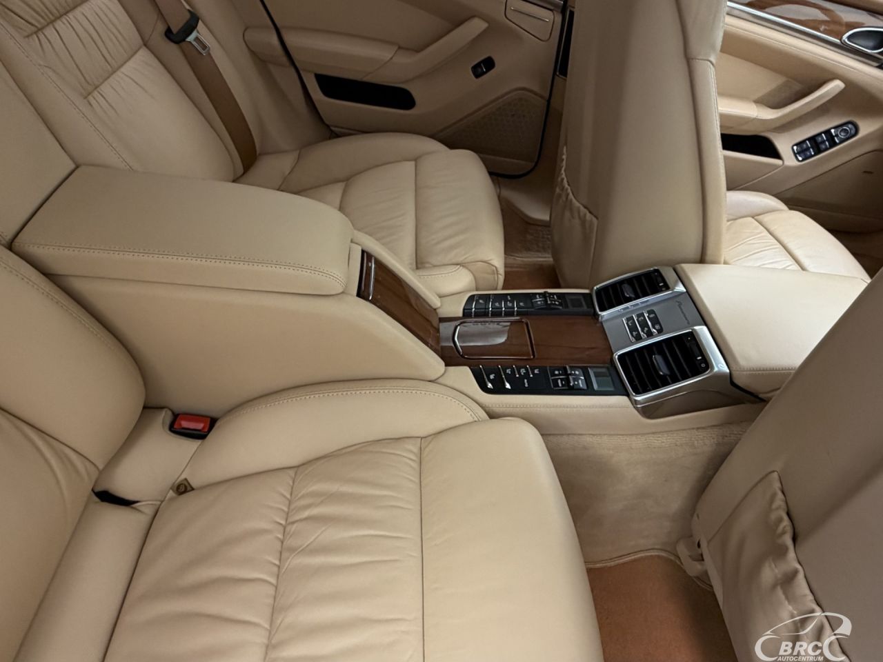 Porsche Panamera | 14