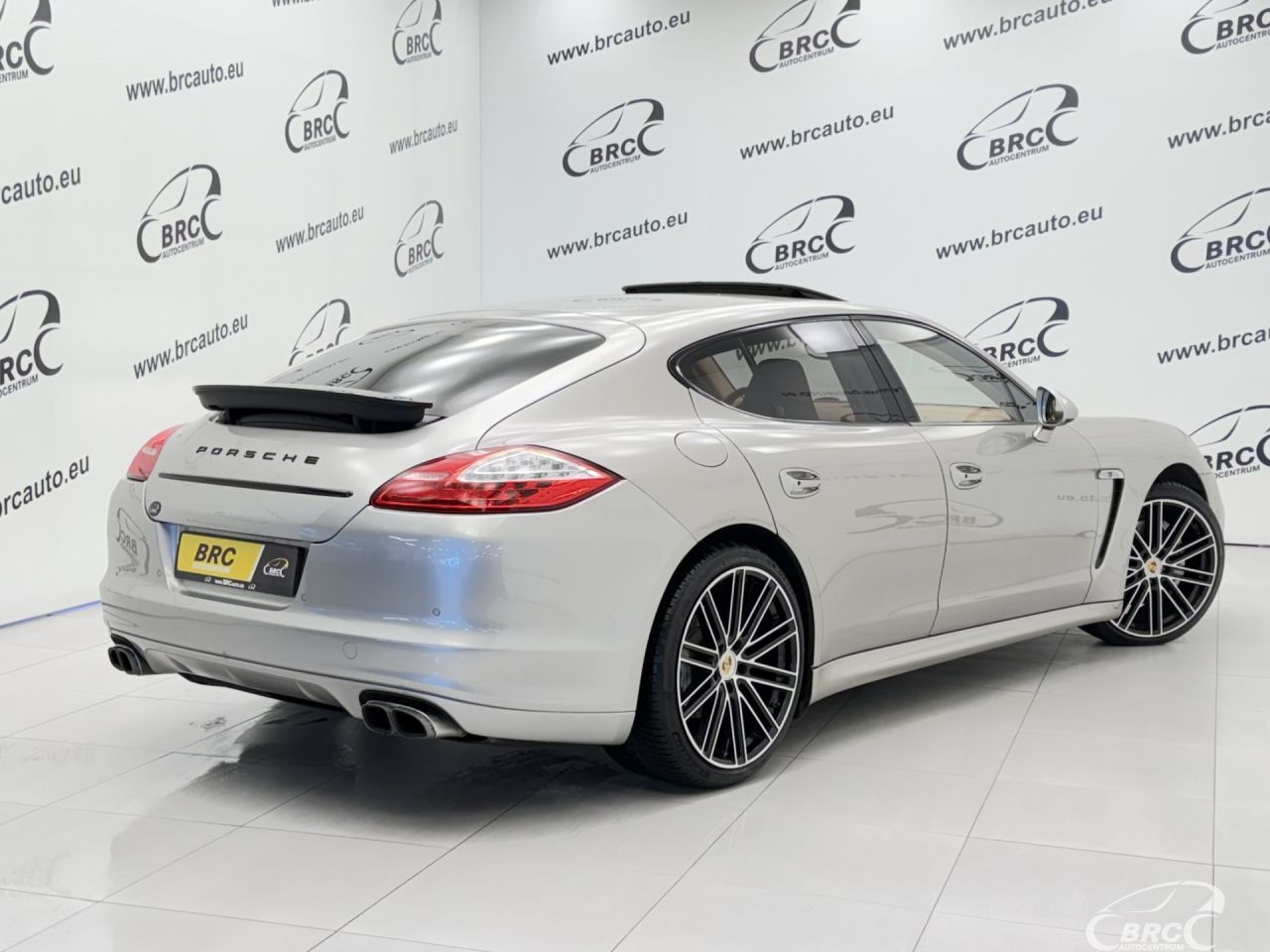 Porsche Panamera | 1