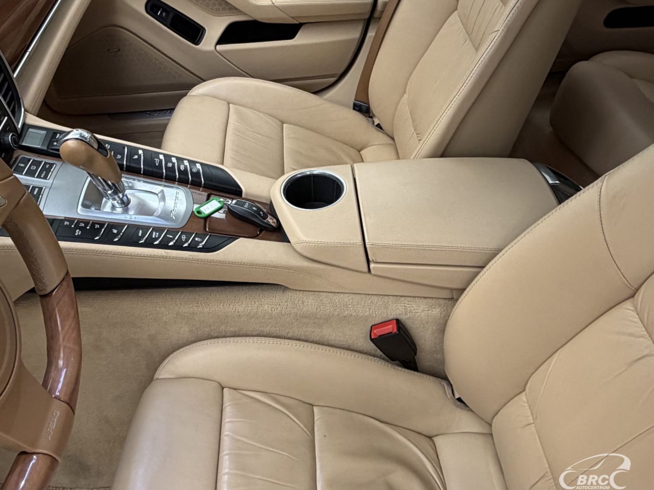 Porsche Panamera | 26