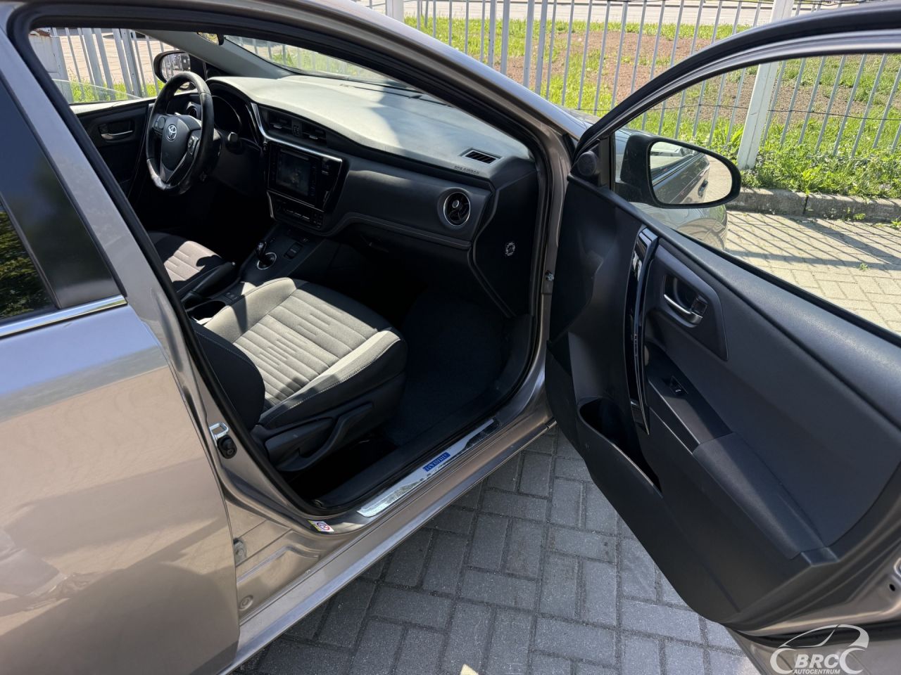 Toyota Auris | 2