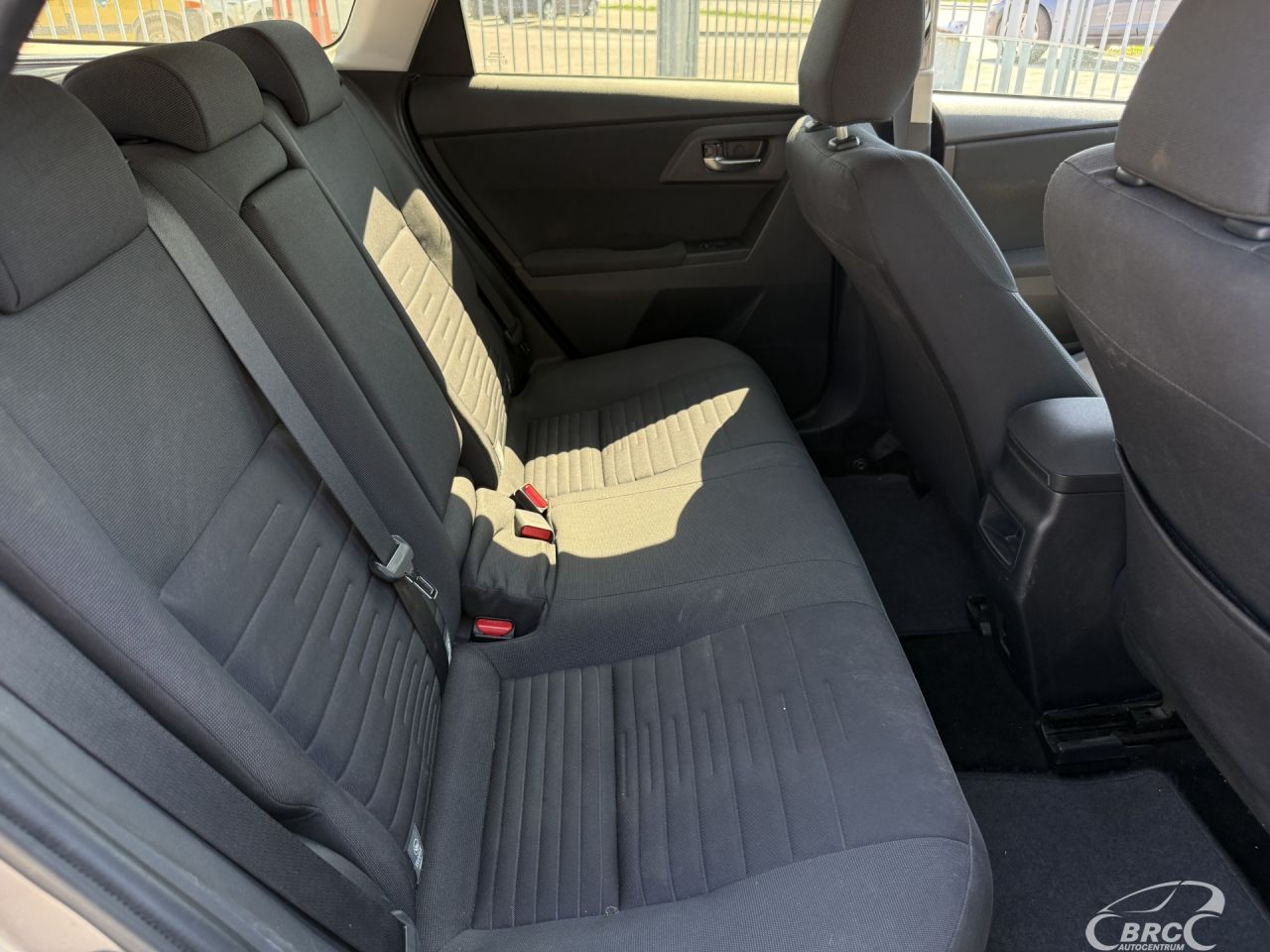 Toyota Auris | 8