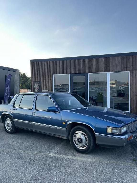 Cadillac DeVille | 4