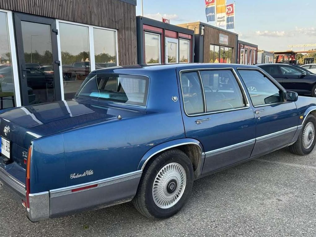 Cadillac DeVille | 6