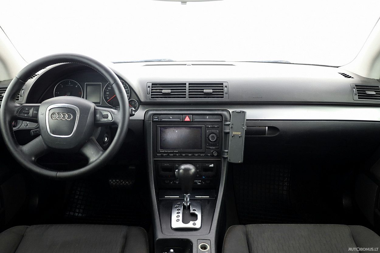 Audi A4 | 4