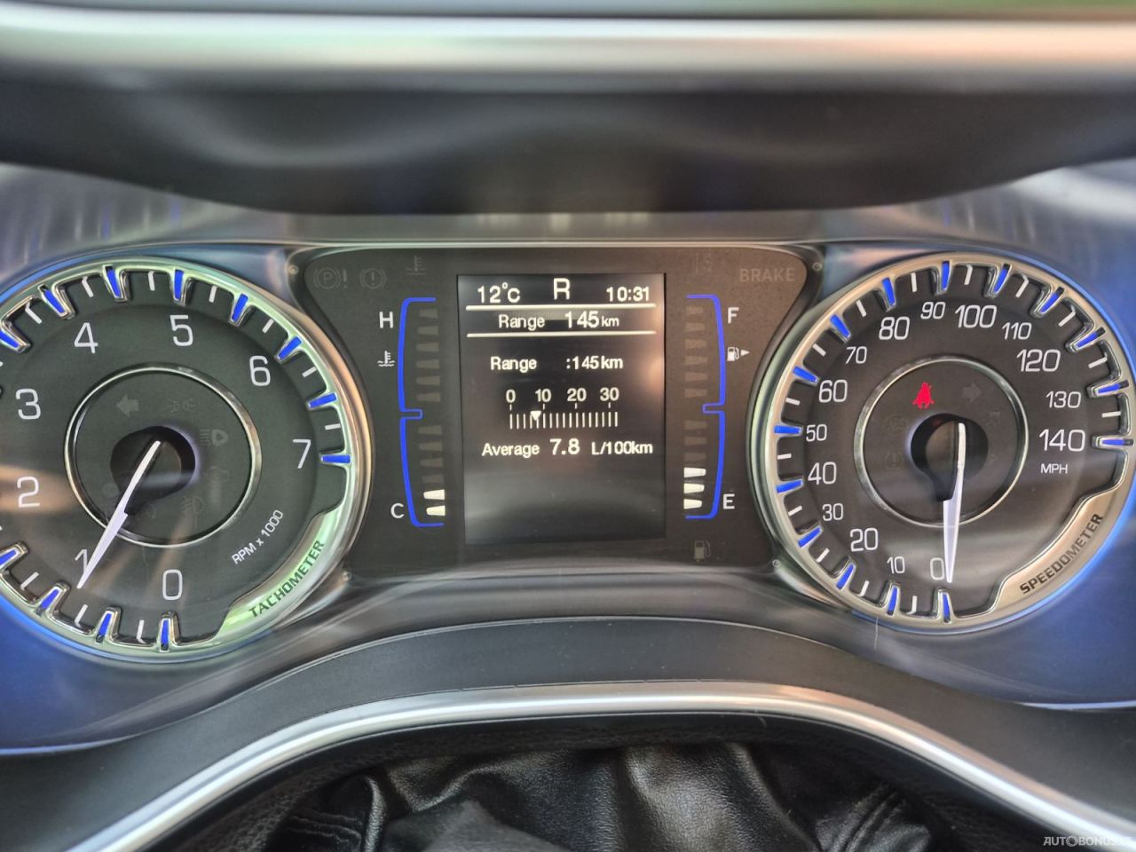Chrysler 200 | 12