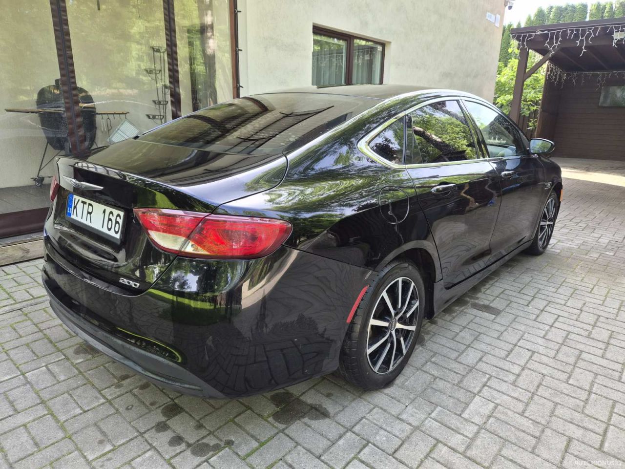 Chrysler 200 | 4