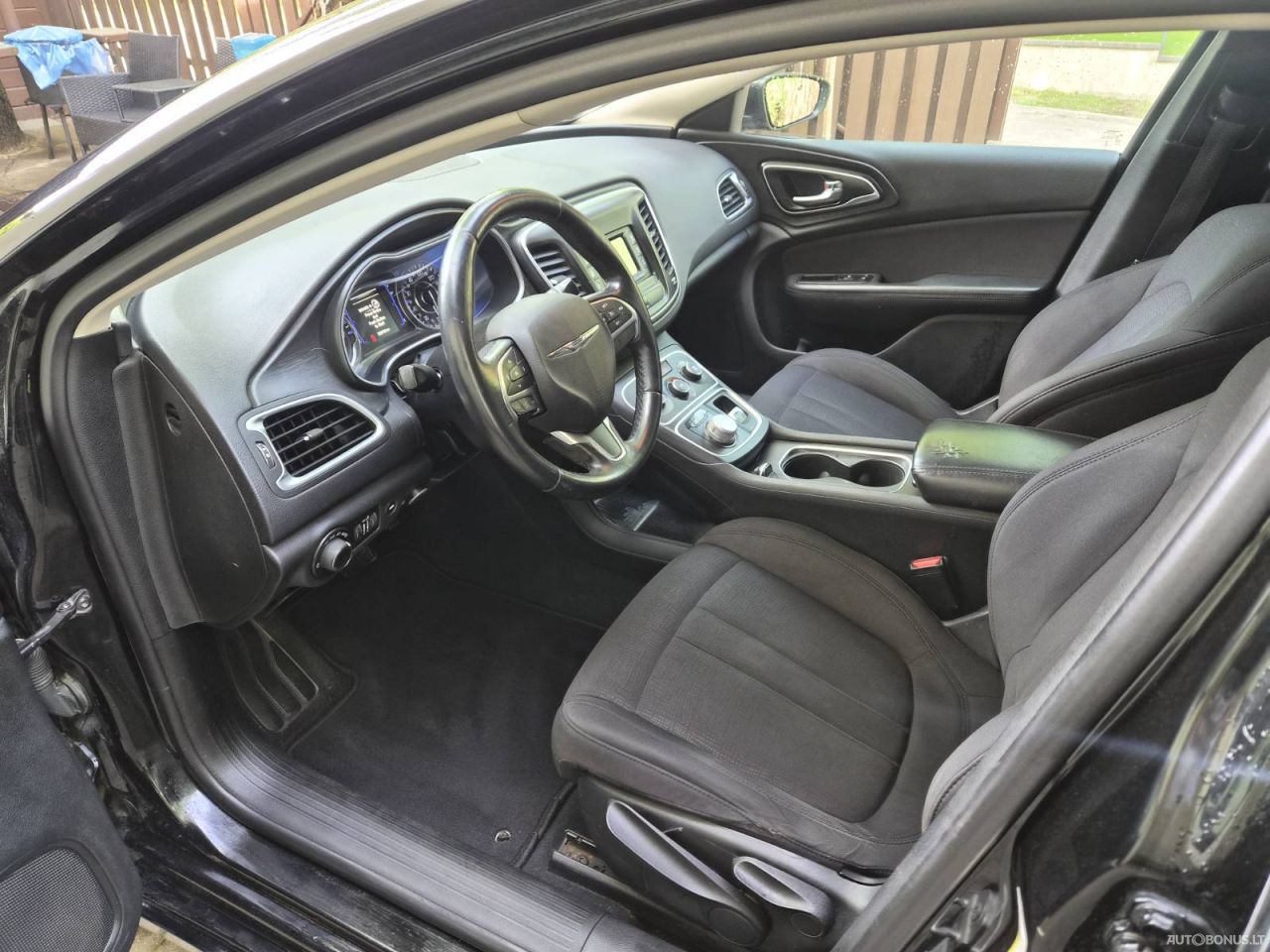 Chrysler 200 | 8